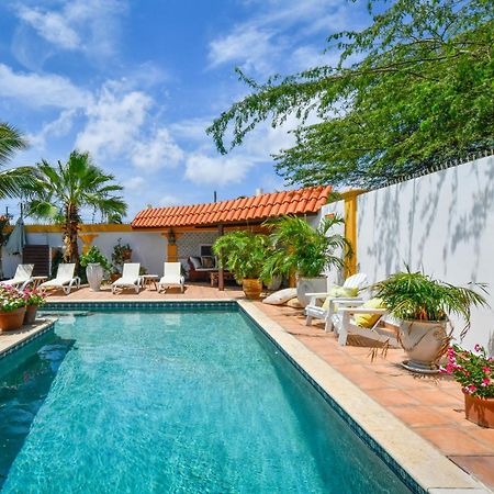 Brisas Studio Apartments (Adults Only) Palm Beach Extérieur photo