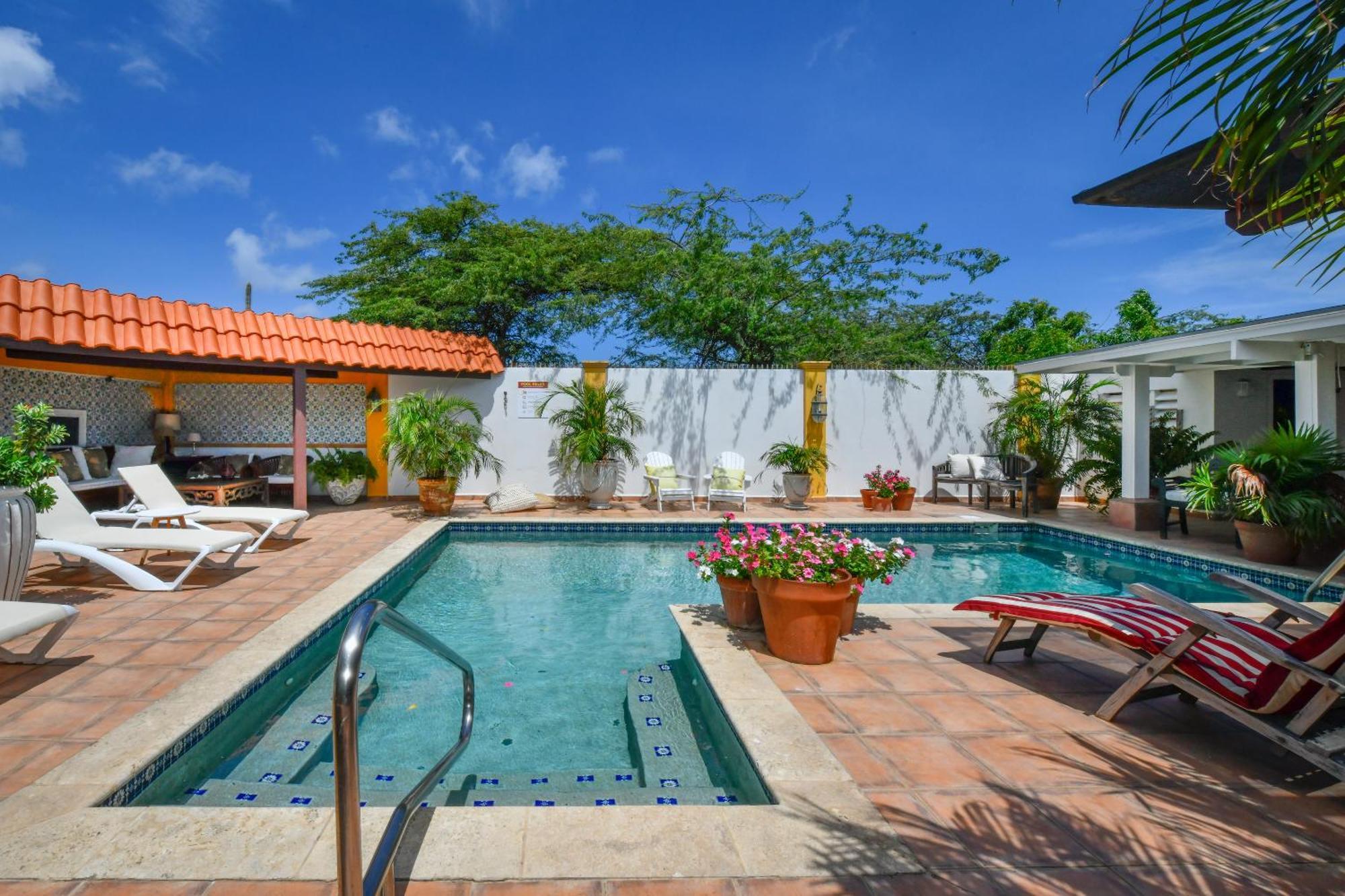 Brisas Studio Apartments (Adults Only) Palm Beach Extérieur photo