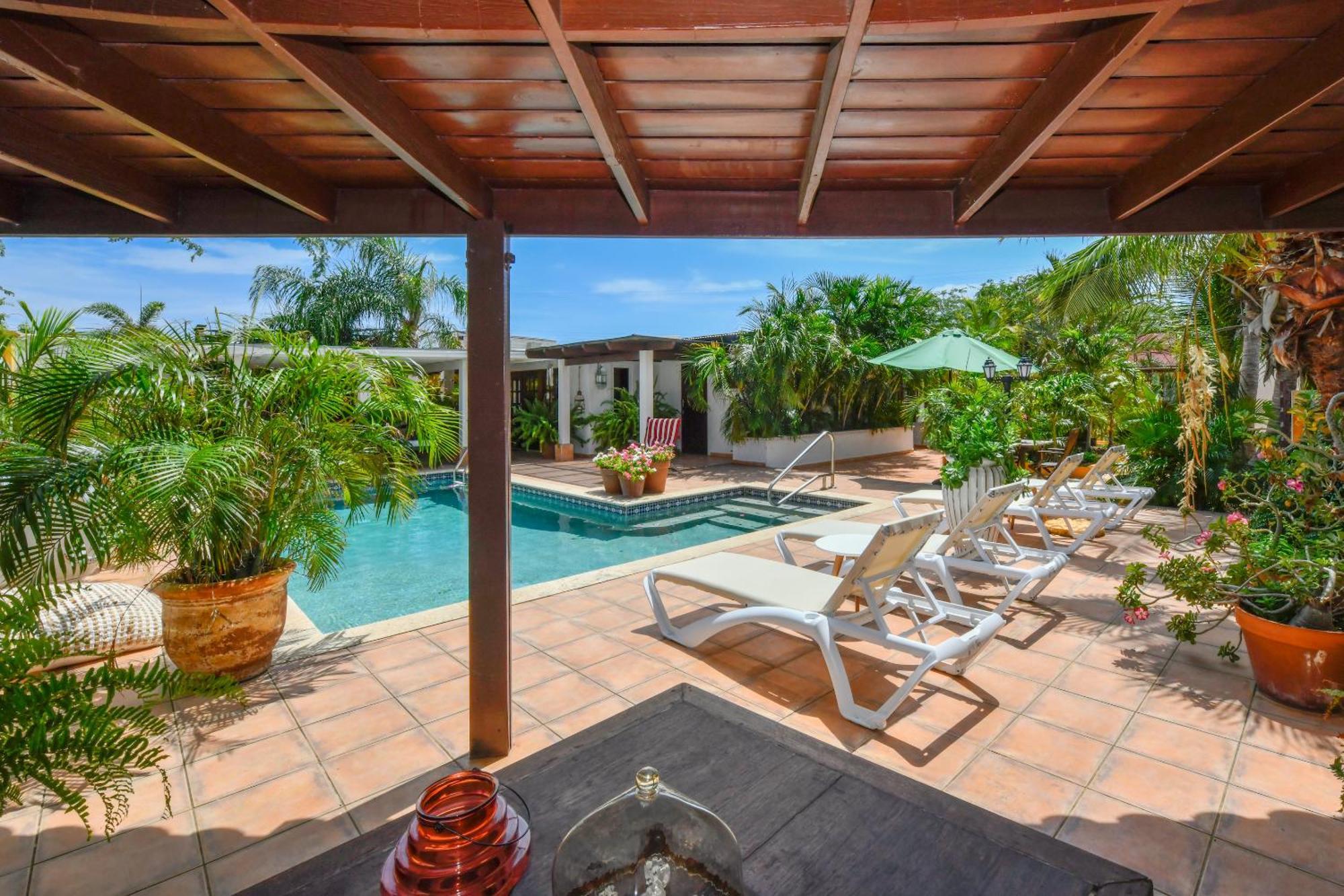 Brisas Studio Apartments (Adults Only) Palm Beach Extérieur photo