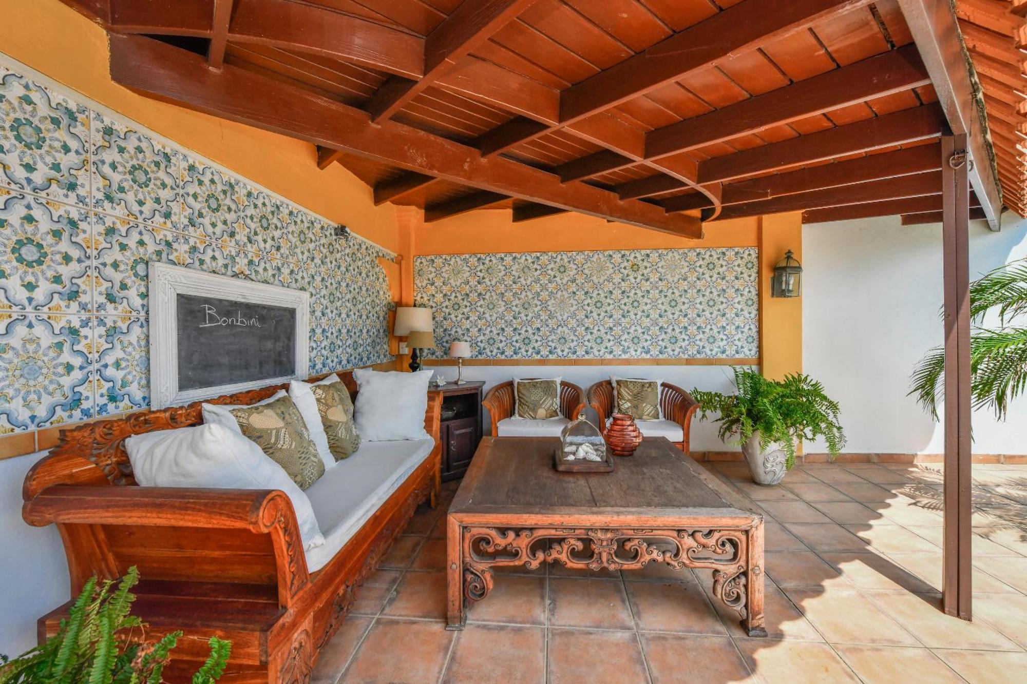 Brisas Studio Apartments (Adults Only) Palm Beach Extérieur photo